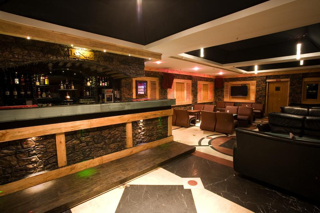 Hotel Benzz Park Chennai Exterior foto